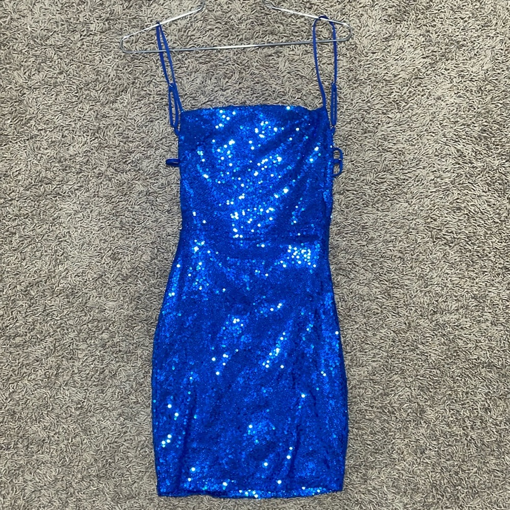dark blue, sequence lucy in the sky dress